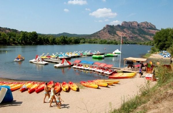 Le camping Les Pêcheurs vous accueille dans un cadre naturel exceptionnel…